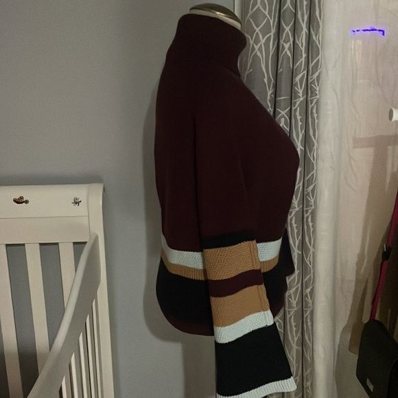 STRIPED RAGLAN SLEEVE SWEATER - Picture 5 of 13